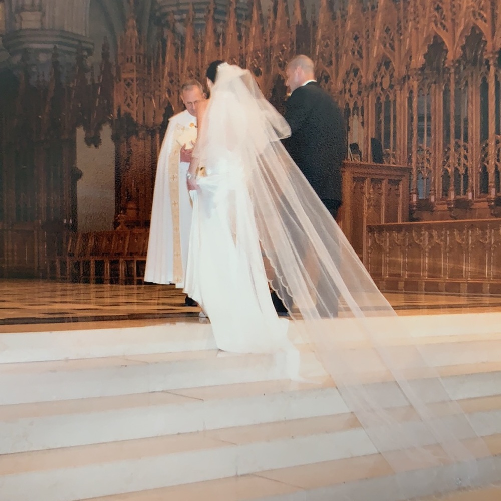 Cathedral Wedding Veil - Picture 4 of 10